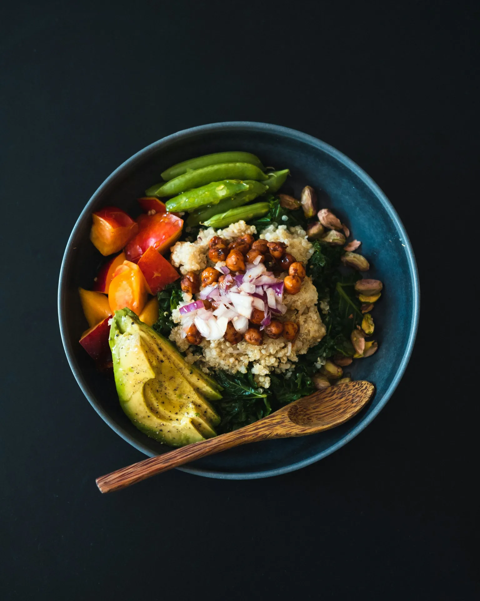 [TUP-01] Ensalada de quinoa, aguacate y frutos secos